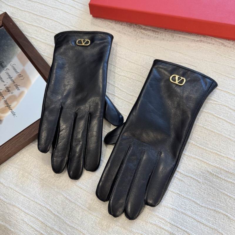 Valentino gloves hm